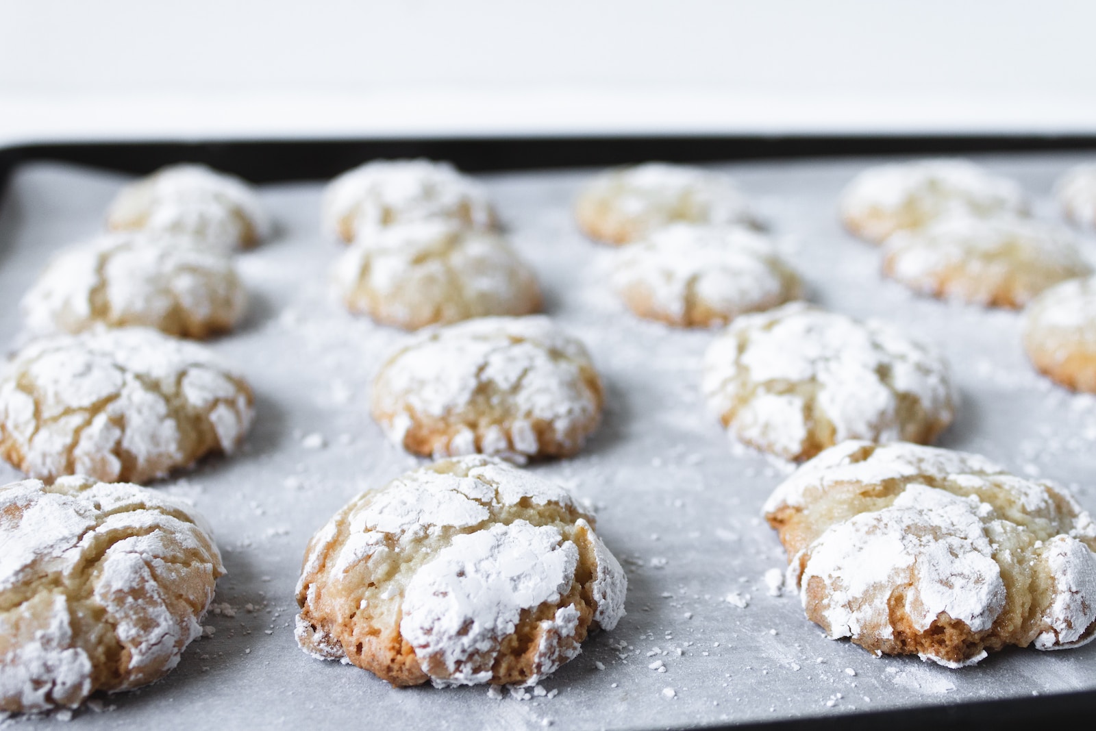Easy Italian Almond Cookies